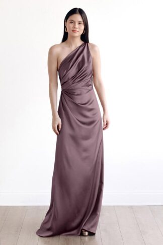 Alquiler:  F422GRM   Talla: S-M